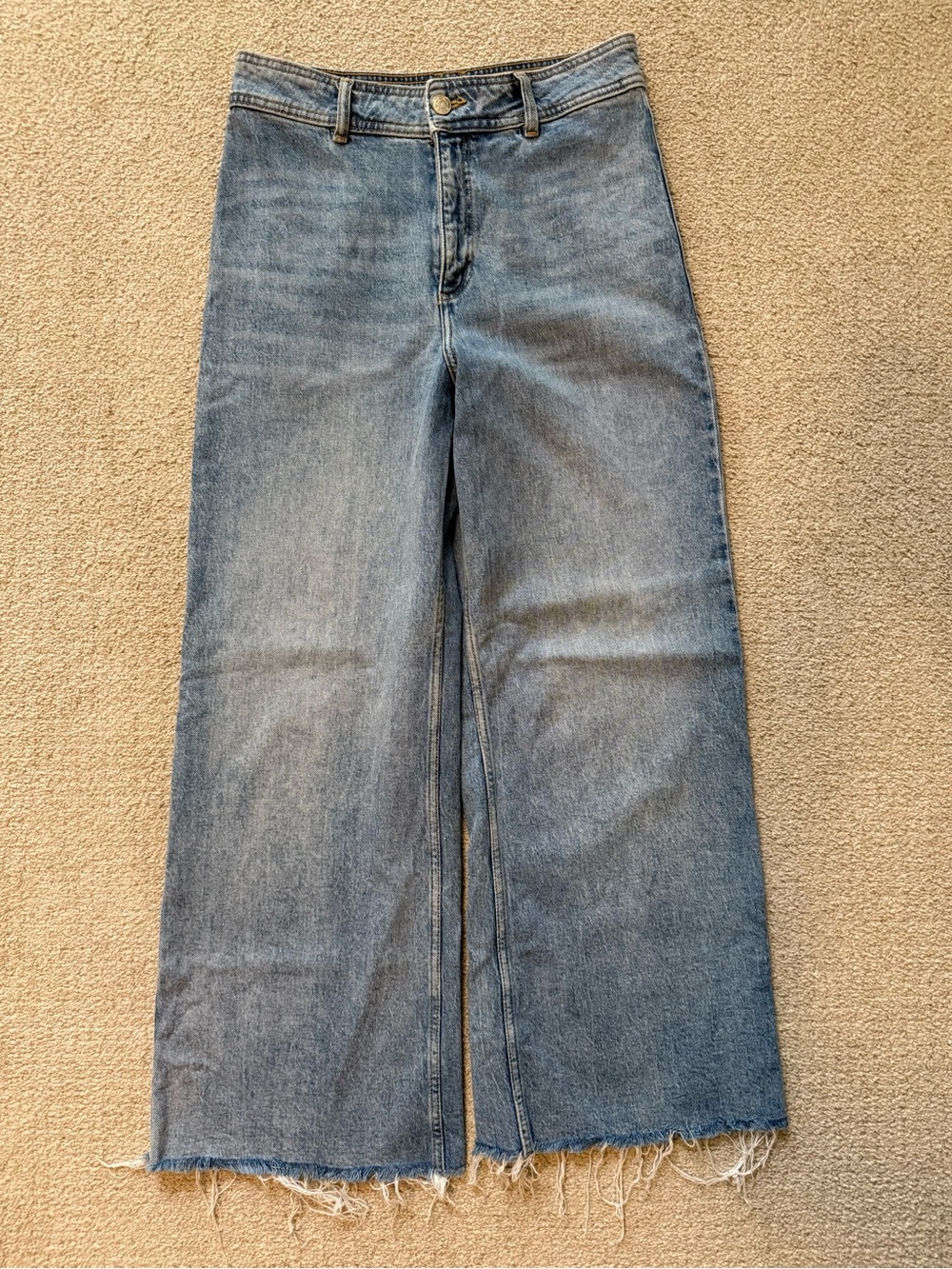 MNG Mango Catherine Wide Leg Jeans Size 6 Light Wash Raw Frayed Hem